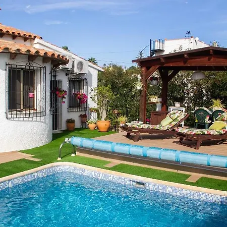 לינה וארוחת בוקר El Rincon De La Quinta 4*